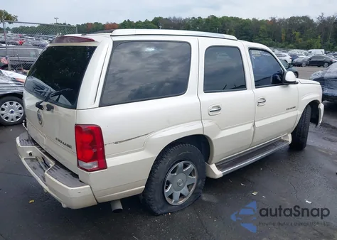 2003 Cadillac Escalade Standard z USA, uszkodzony, nr VIN 1GYEC63TX3R195539